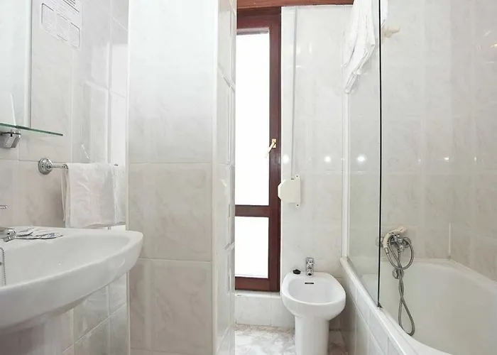 Hospederia Calzadas 2*